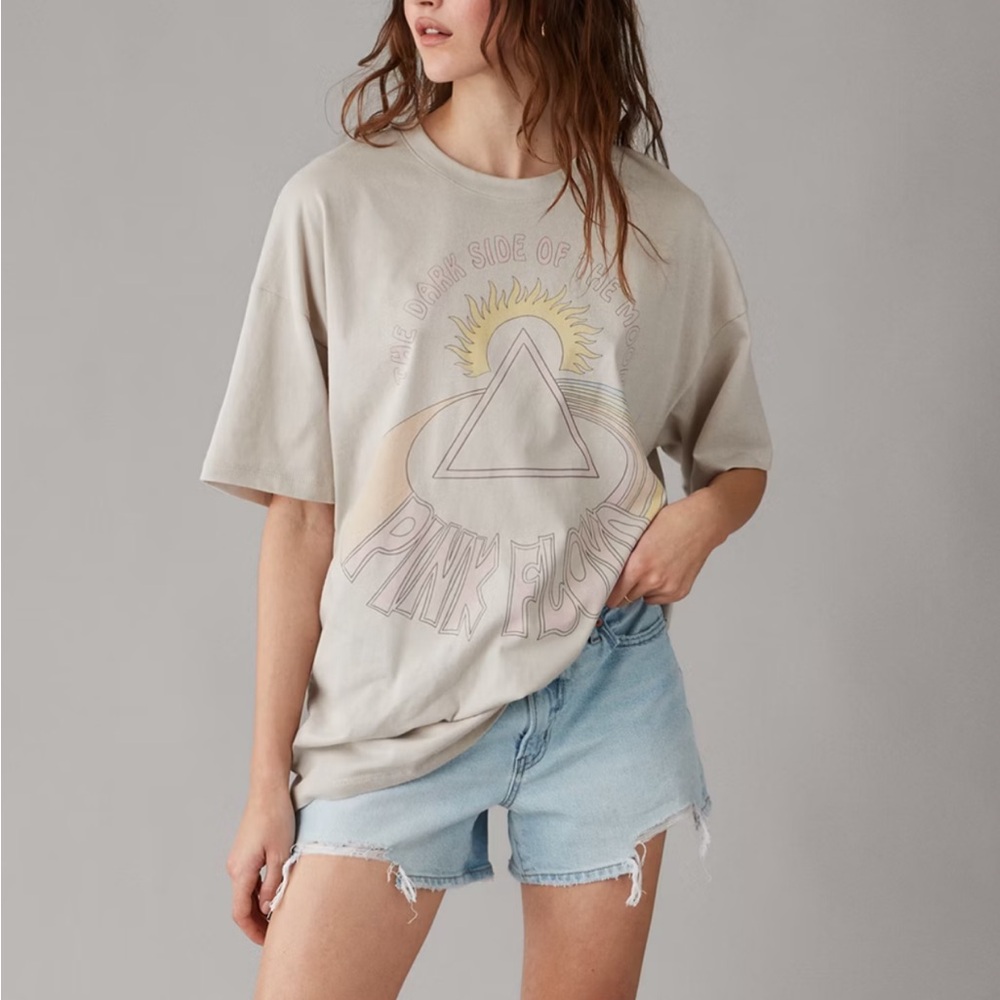 American Eagle Oversized Pink Floyd Band Tee